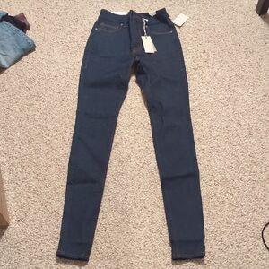 Good American Always Fits Good Legs Skinny Jeans